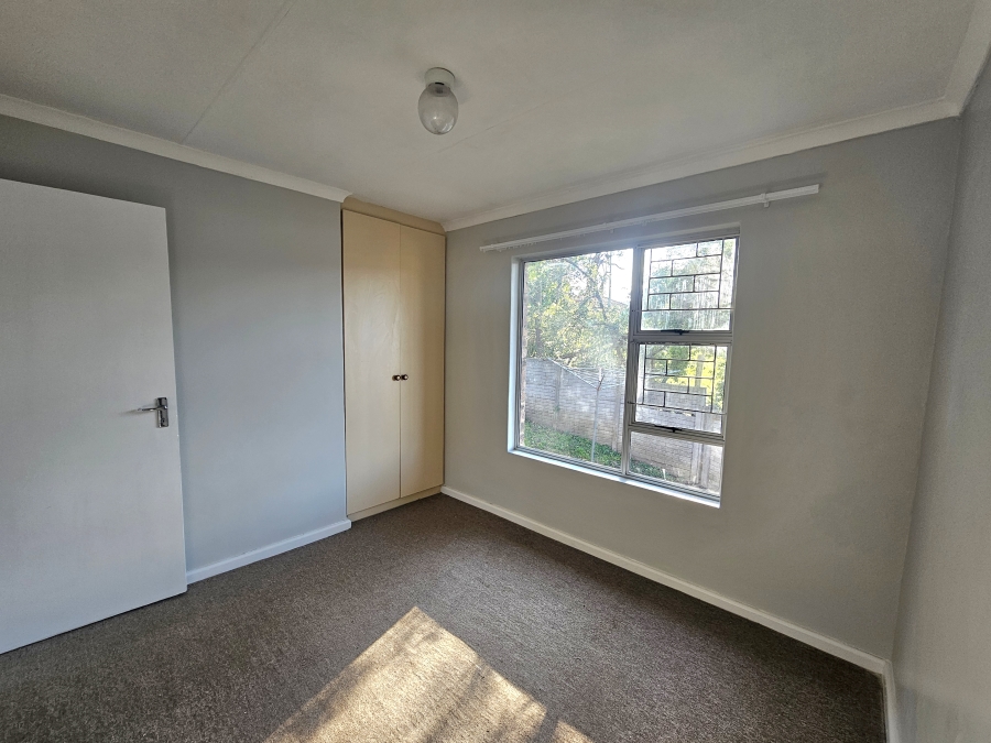 To Let 3 Bedroom Property for Rent in Nahoon Valley Park Eastern Cape